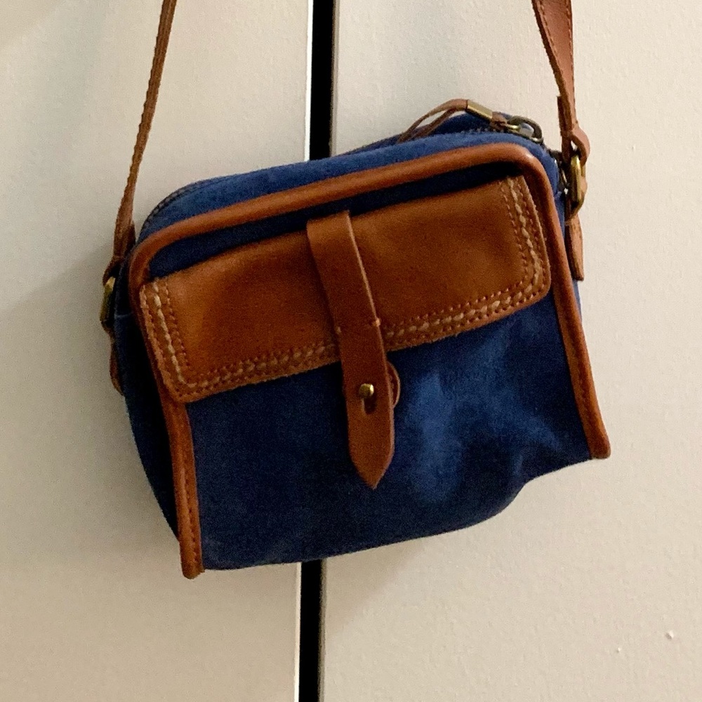Madewell 1937 Camden Crossbody Bag in Blue Suede
